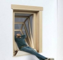 Придуманы окна, превращающиеся в небольшой «балкон»